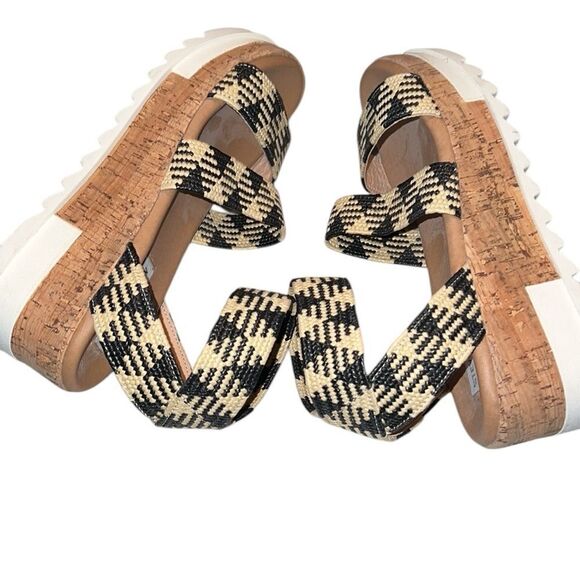 Steve Madden Black and Tan Women's Sandals Size 7 M - Picture 4 of 5